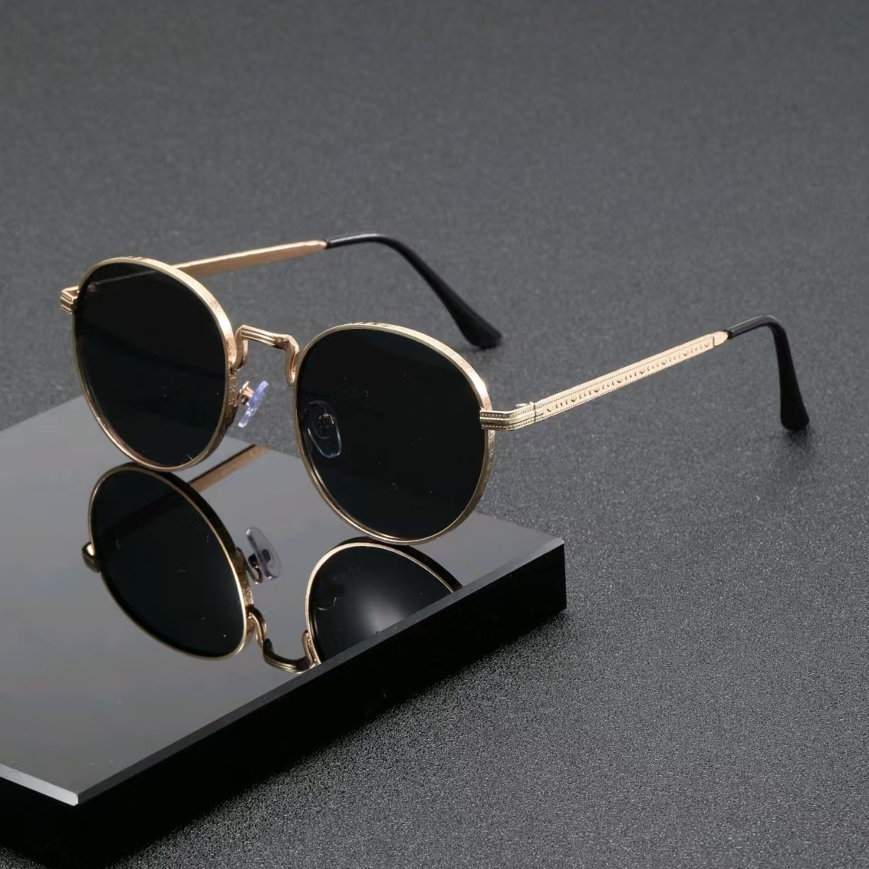 نظارات شمسية كلاسيكية دائرية ا - مراجعة Men'S Accessories Designer وسعره